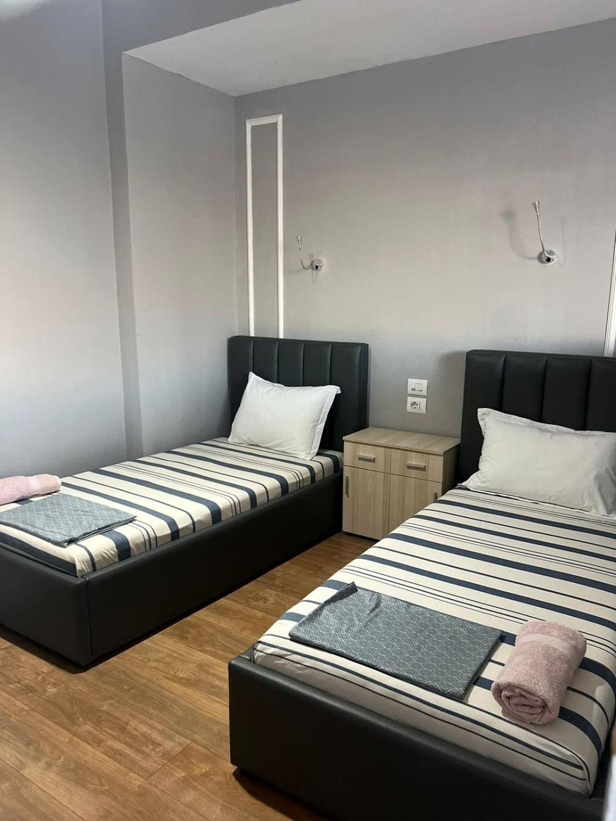 City Centre Rooms 4R Shkodra Exterior foto